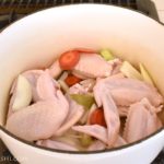 体も心もほっこりあたたまる。「簡単! 極上! ヘルシー! わたしにご褒美スープ」のチキンブイヨンをとってみた