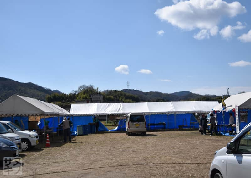 綾川町西分 堀池のしだれ桜のイベント会場