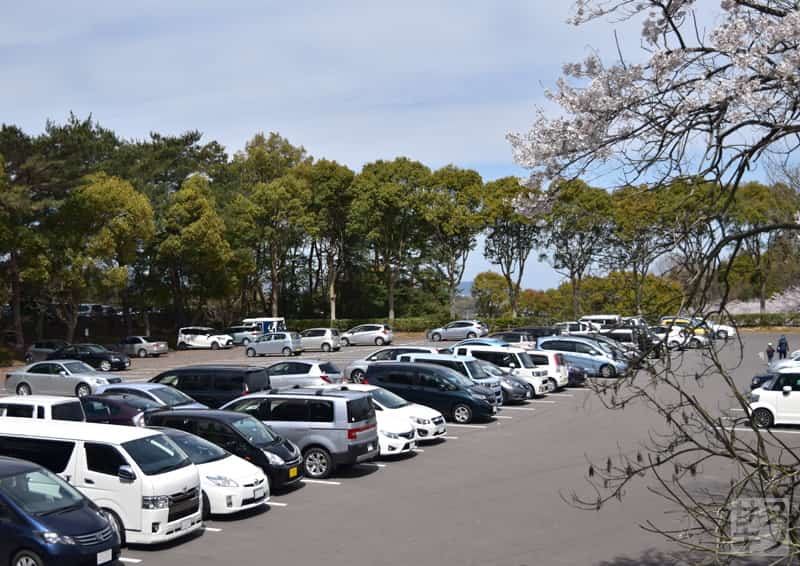 高松市 公渕森林公園 駐車場