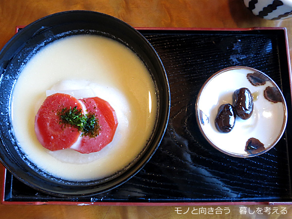 白味噌あん餅雑煮