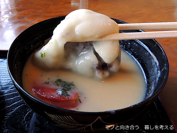 白味噌あん餅雑煮