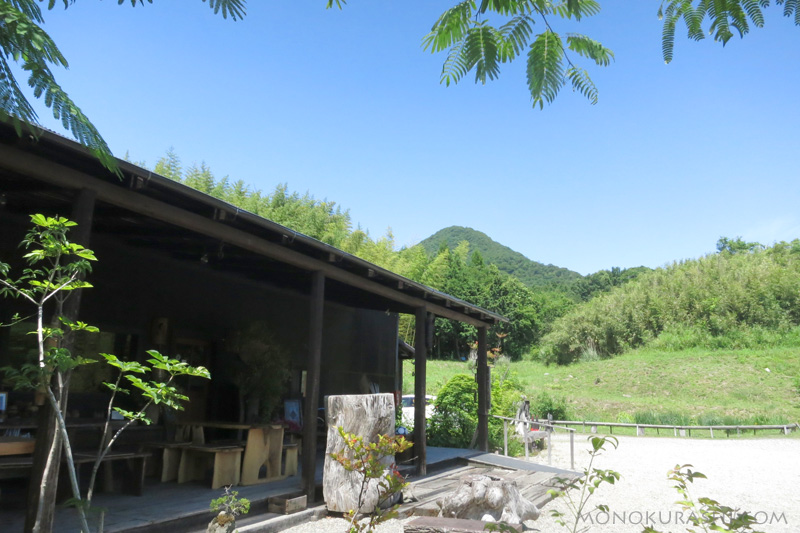 野趣房 野良里（のらり）