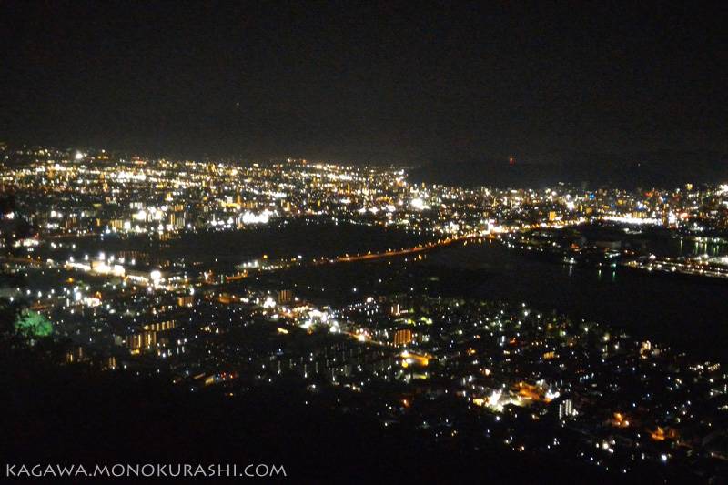 屋島山上、れいがん茶屋からの夜景