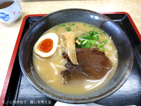 農村レストランゆうゆう亭の特製ゆうゆうラーメン